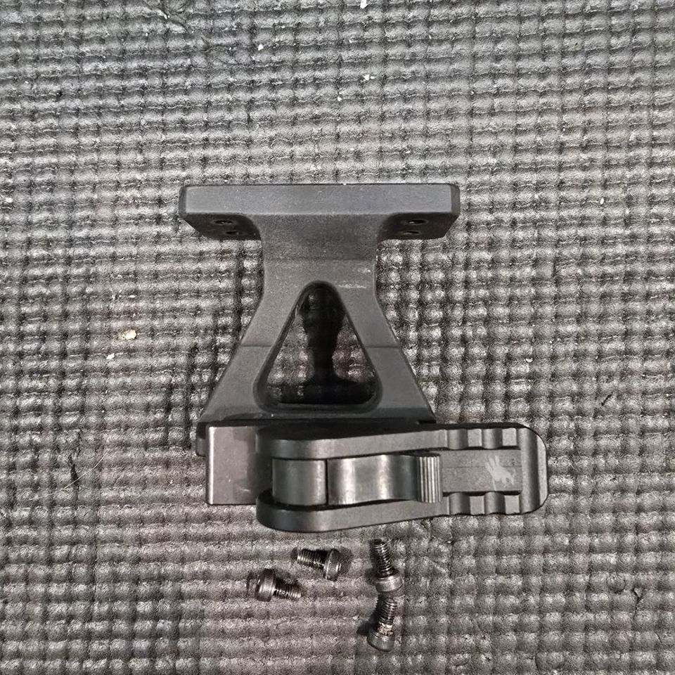 Post 1 - ADM NVG height T1/T2 mount