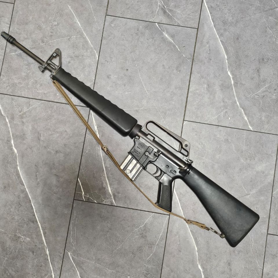 Post 5 - 1970s Colt on Contact Lower 