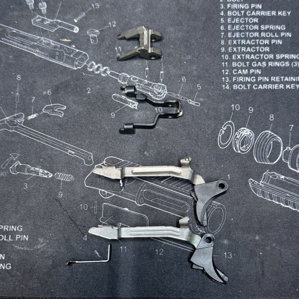 Post 4 - Glock 19/17 parts