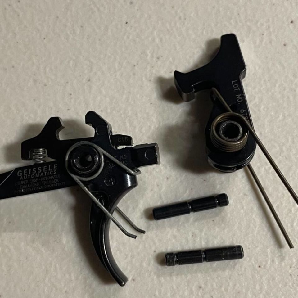 Post 1 - (NEW) Super Safety Geisseles