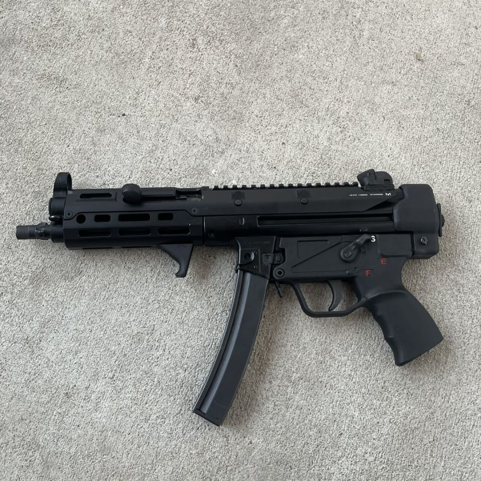 Post 1 - MAC5 + UTG Pro furniture