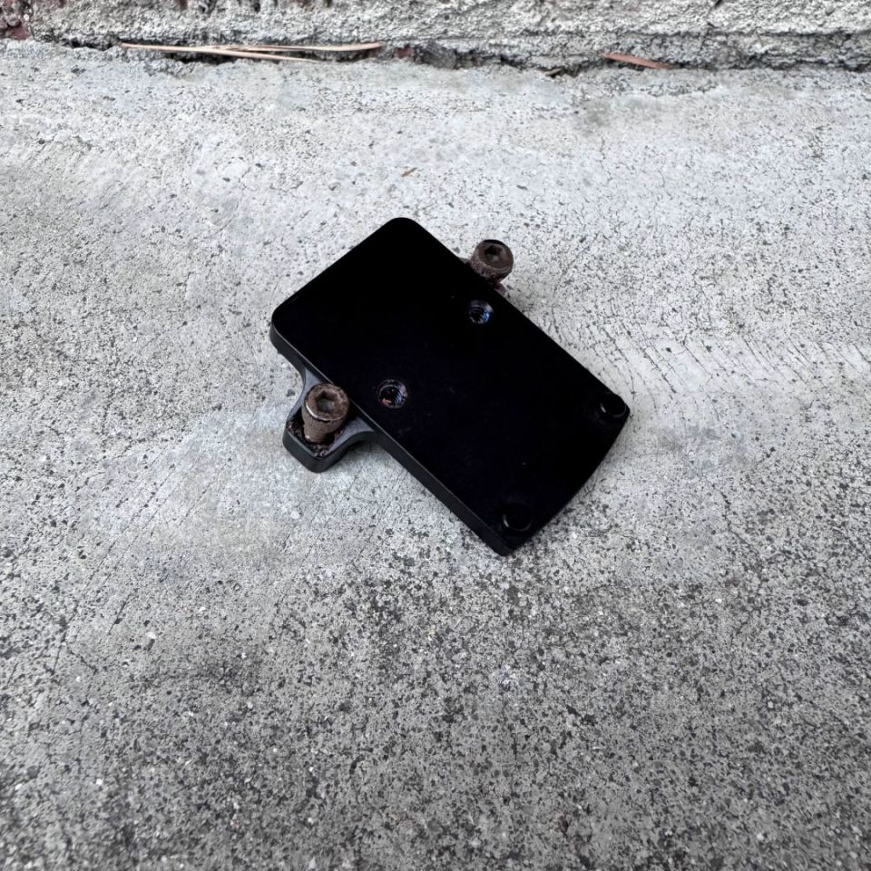 Post 3 - Trijicon RM66 RMR Mount