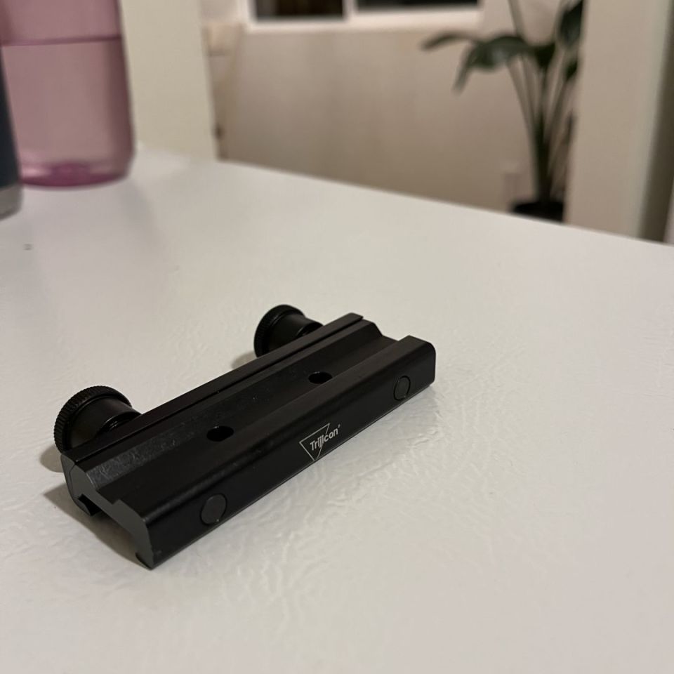 Post 1 - OEM ACOG MOUNT