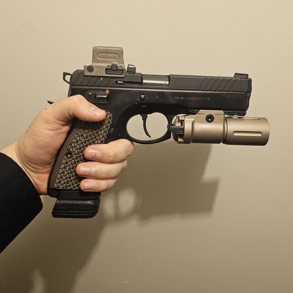 Post 2 - Cz75 Sp01 custom