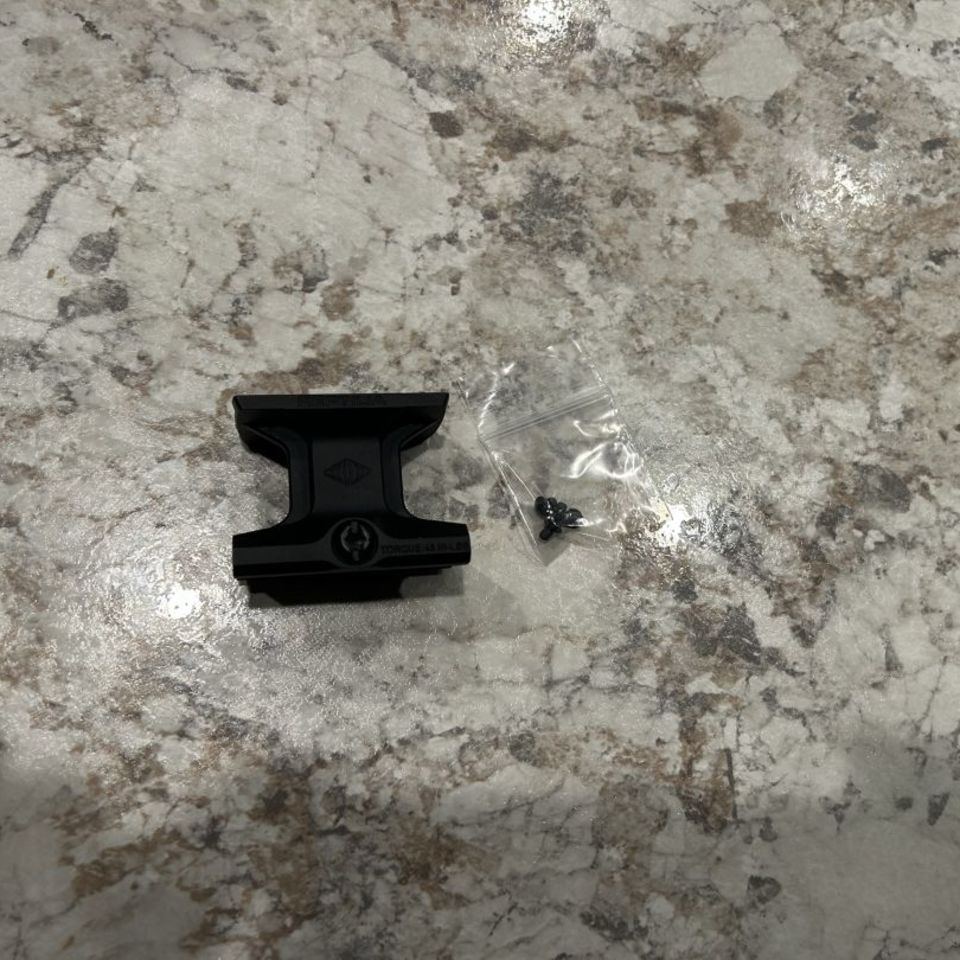 Post 3 - Reptilia T2 mount