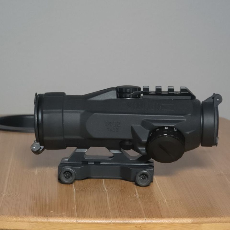 Post 1 - Steiner T432