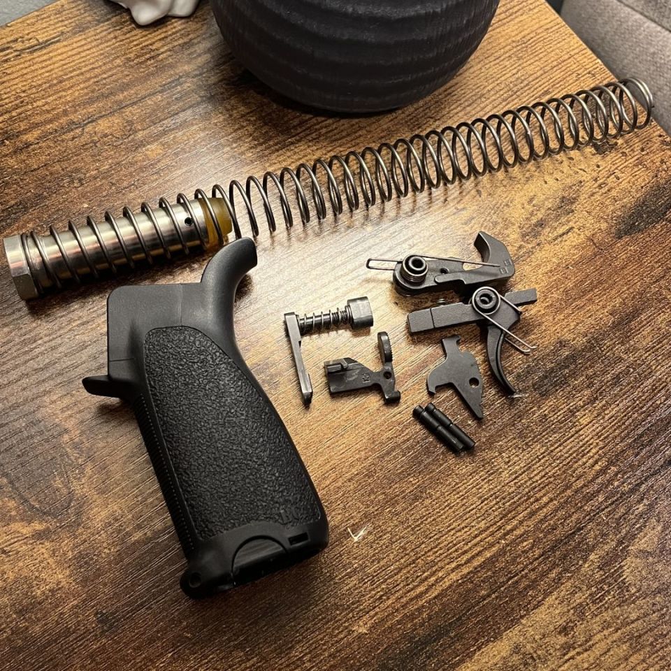 Post 2 - BCM Grip, Lower parts