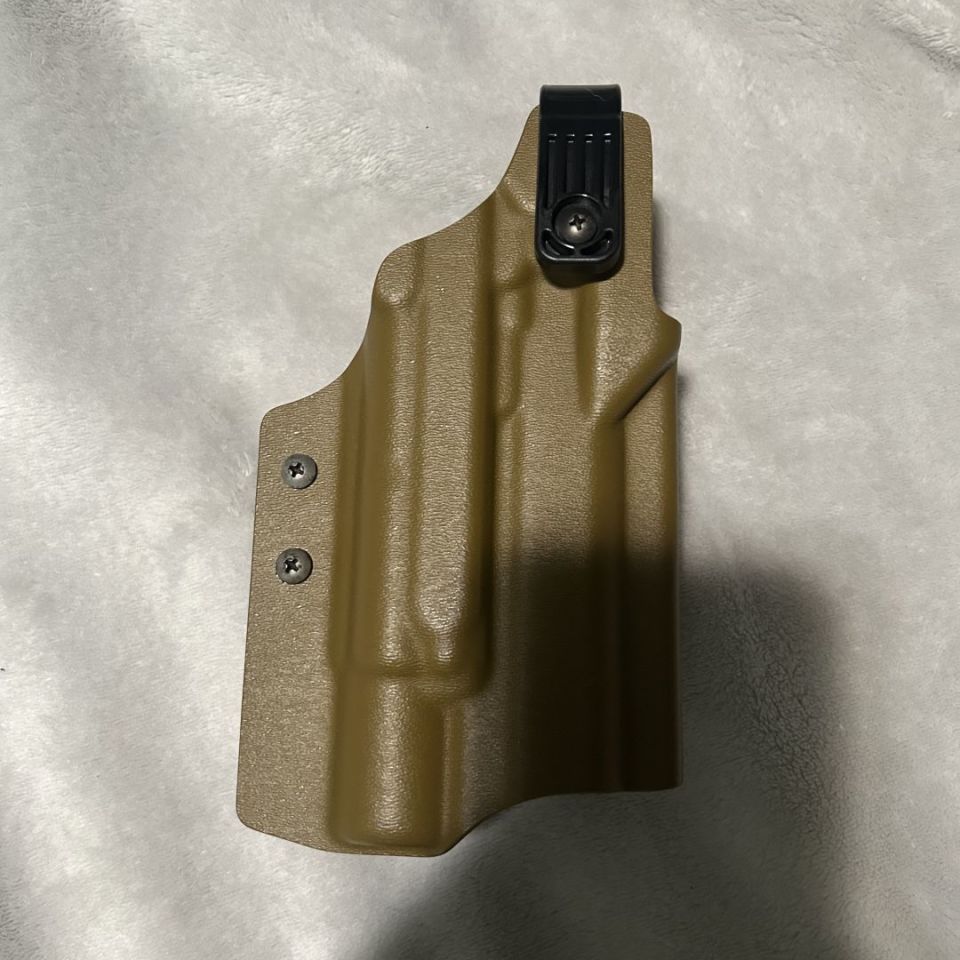 Post 1 - Dara staccato p holster level2