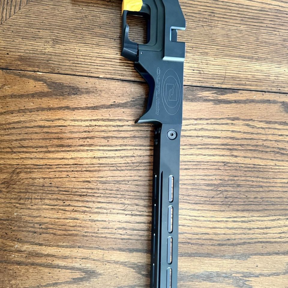 Post 2 - Outlier r700 SA chassis 