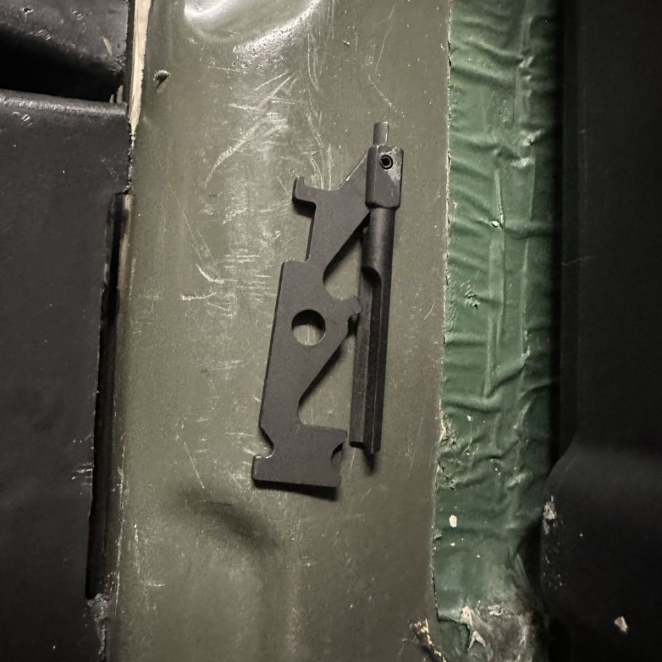 Post 4 - Assorted 240/249 cleaning tool