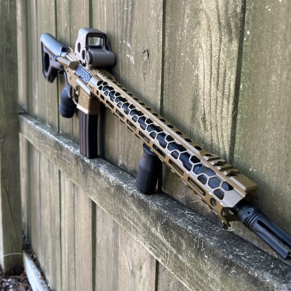 Post 1 - Aero M4E1 16" 556