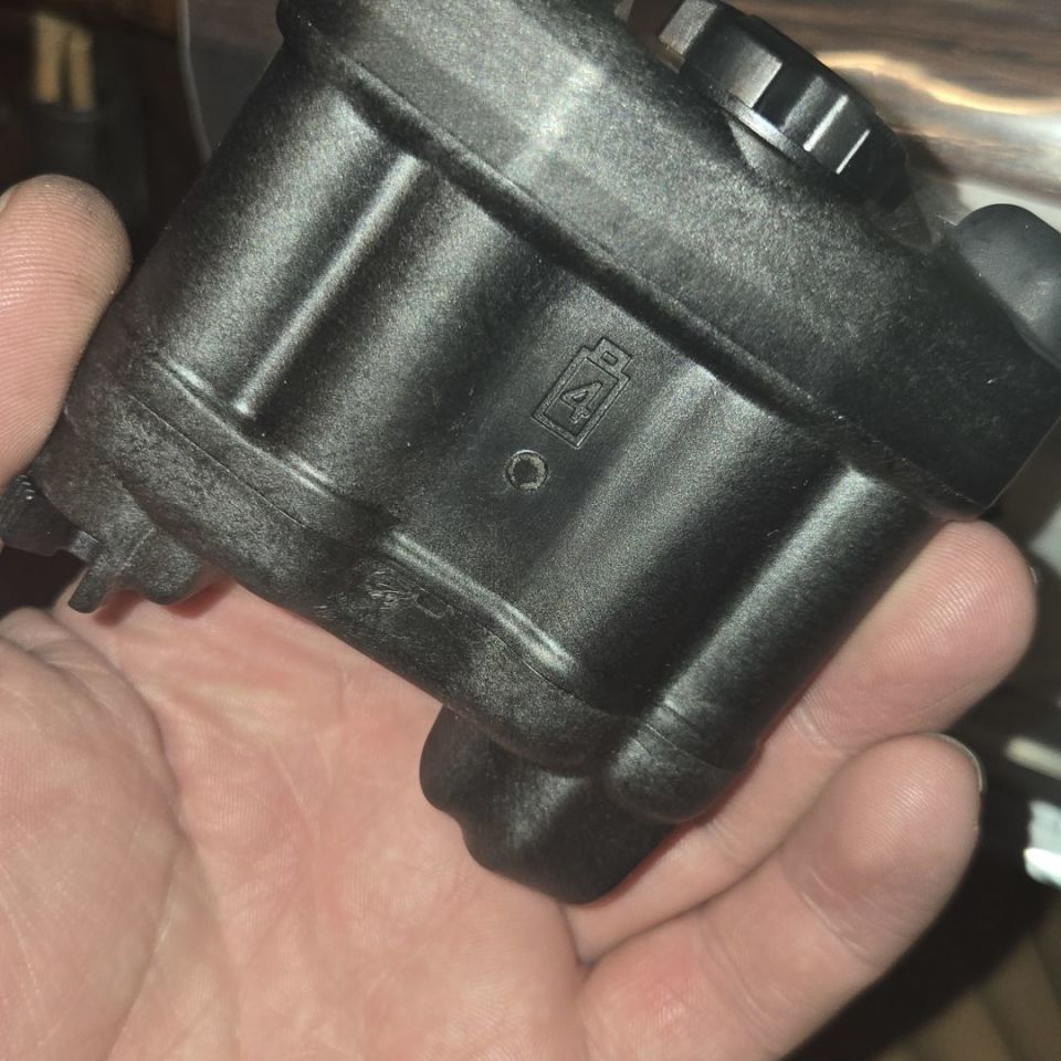 Post 1 - AN/PVS-31 battery pack & cable