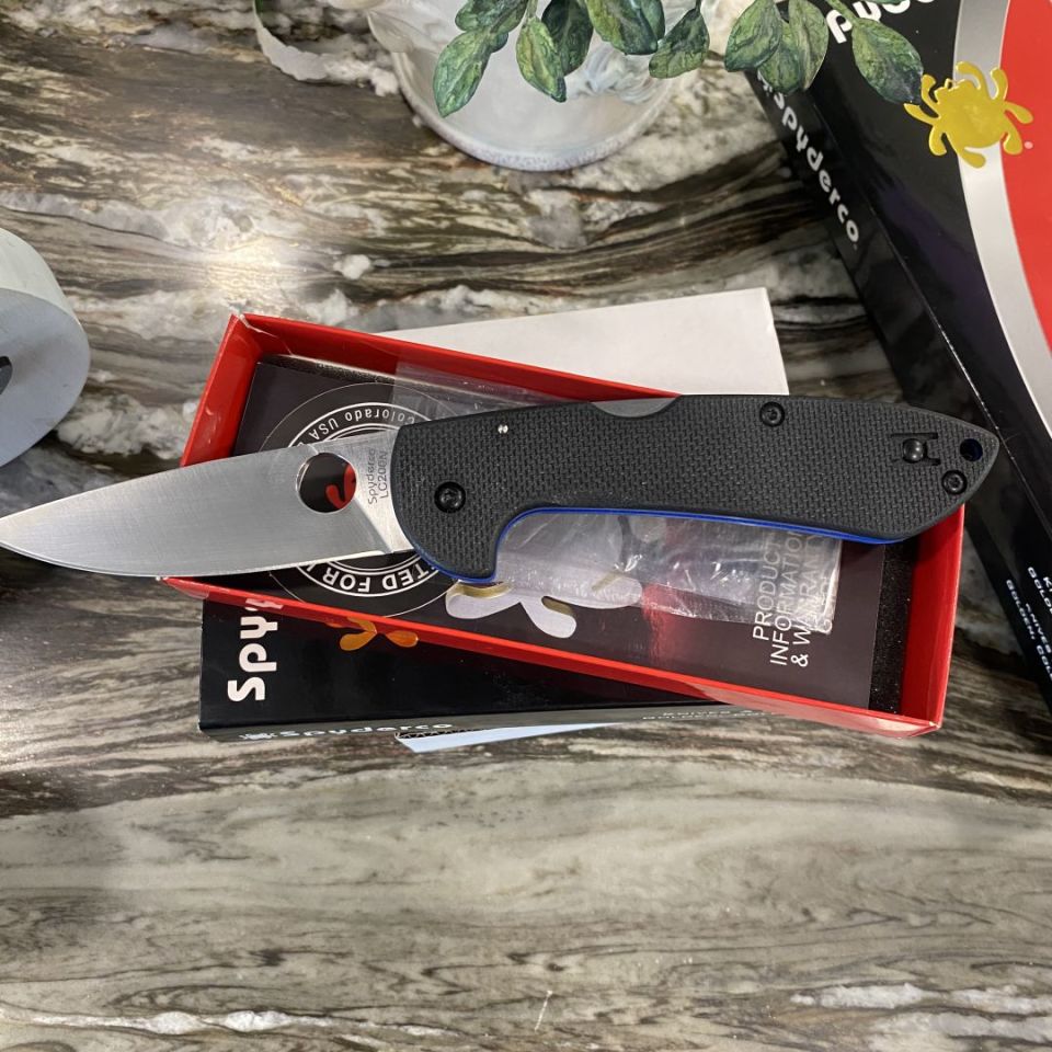 Post 1 - Spyderco Siren Folding Knife