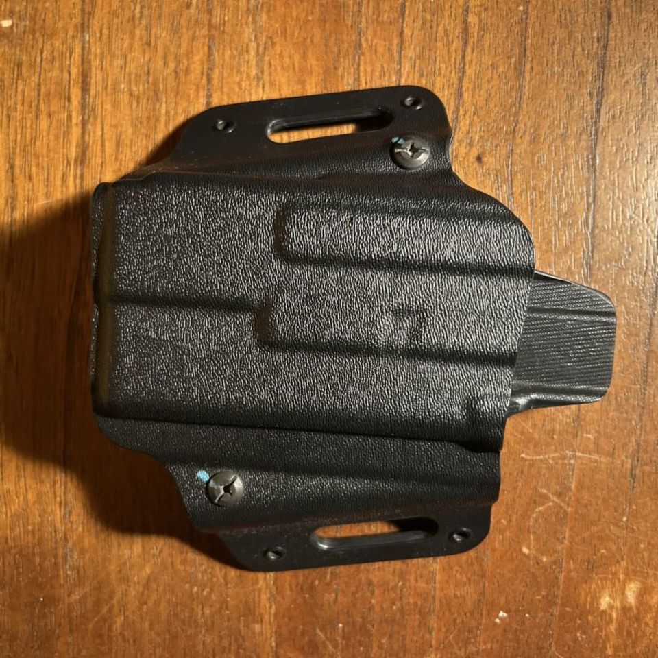 Post 2 - Tenicor Arx Lux - Glock 19/45