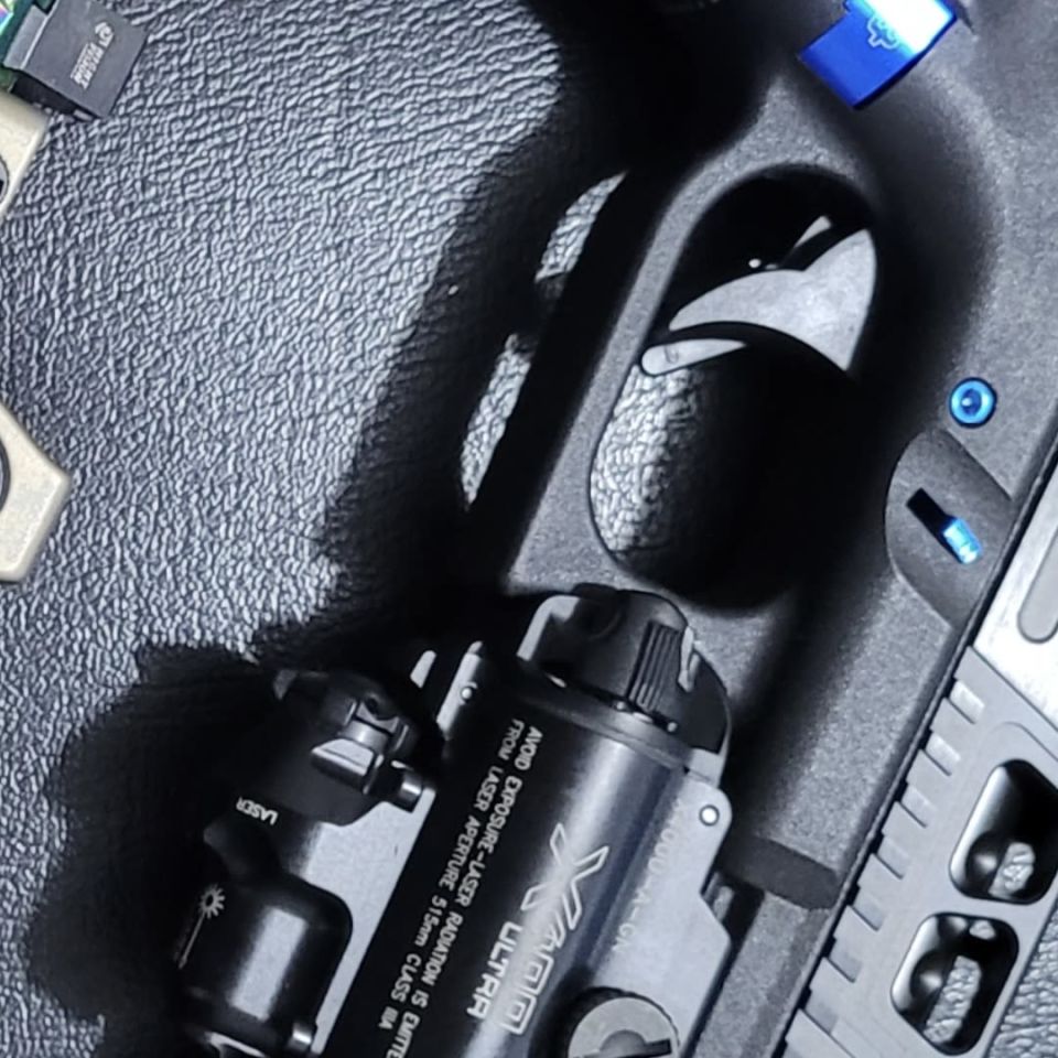 Post 3 - Surefire x400 U A green