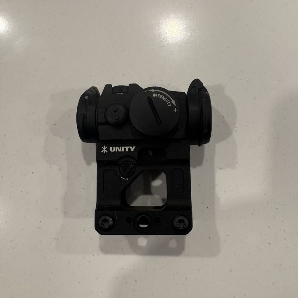 Post 1 - Aimpoint t2 on unity riser