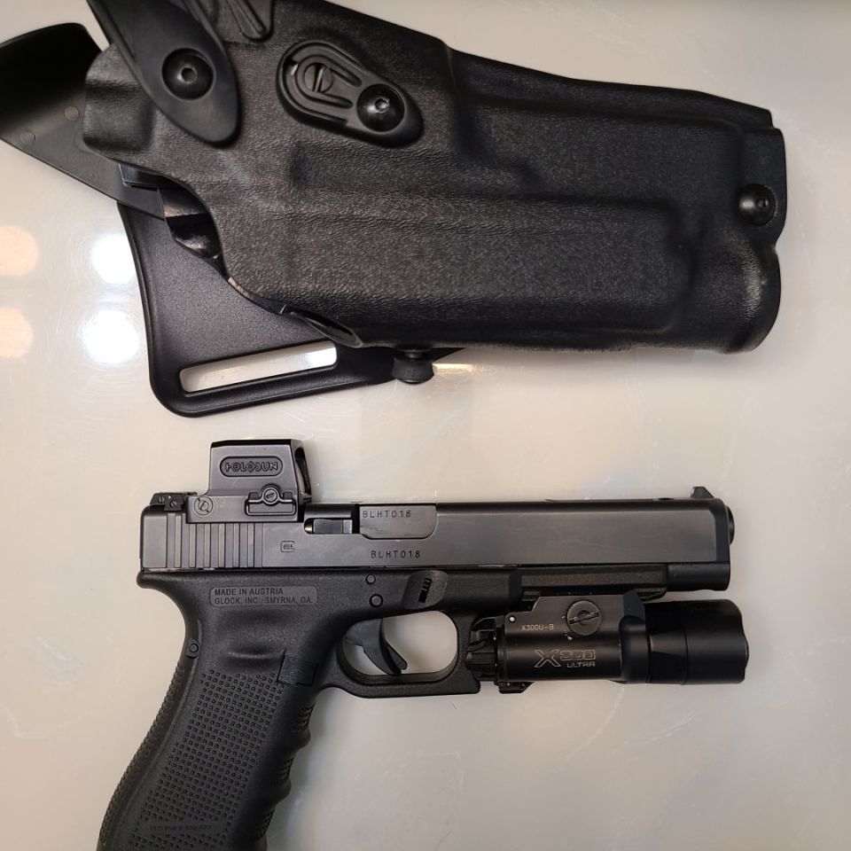 Post 1 - Glock 34, holosun 509t, x300u,