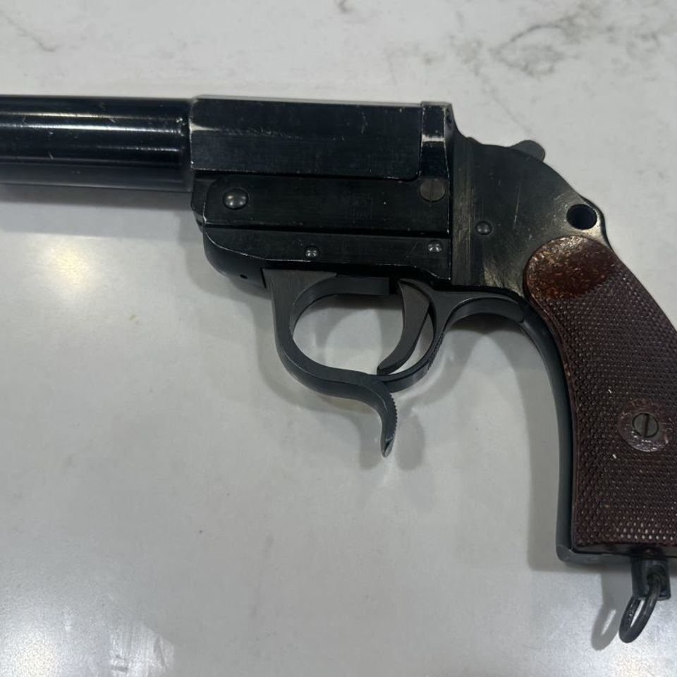 Post 2 - WW2 German Flare Pistol 26.5mm