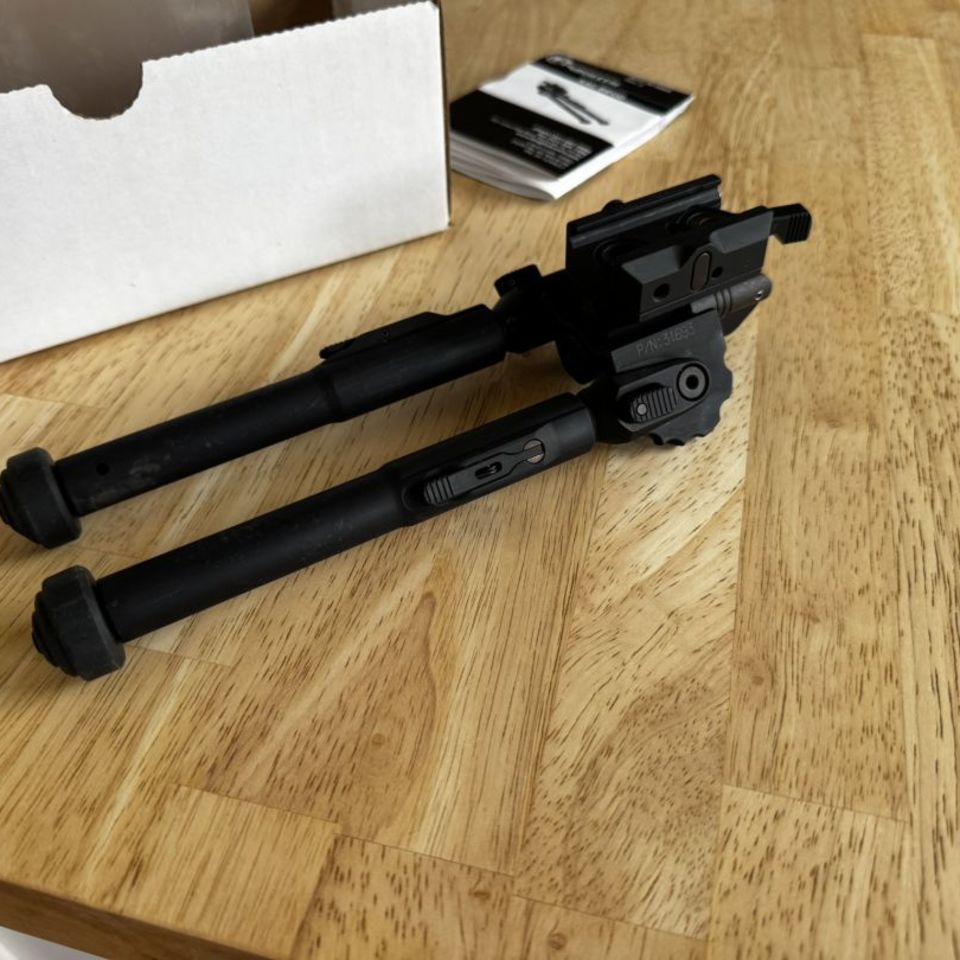 Post 1 - KAC Precision Bipod (P/N: 3169