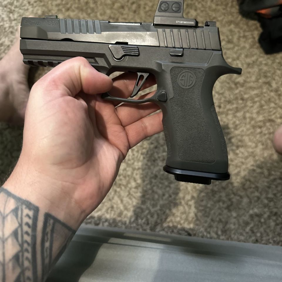 Post 1 - Sig P320 AXG Legion