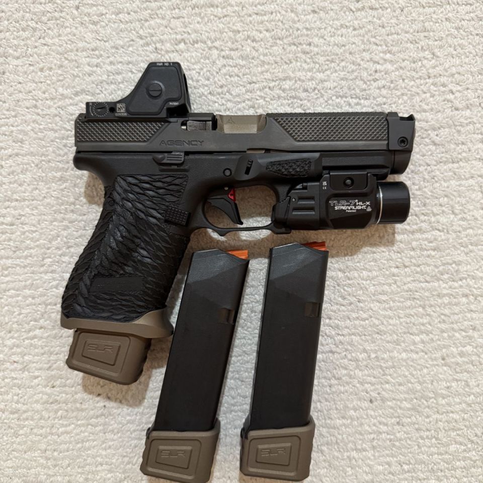 Post 3 - Full done-up Glock 19.5 build