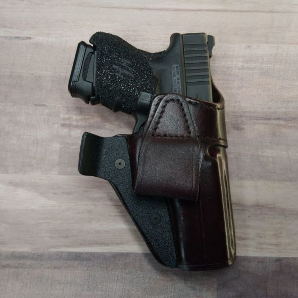 Post 4 - DGL AIWB4 Glock 17/22 Holster