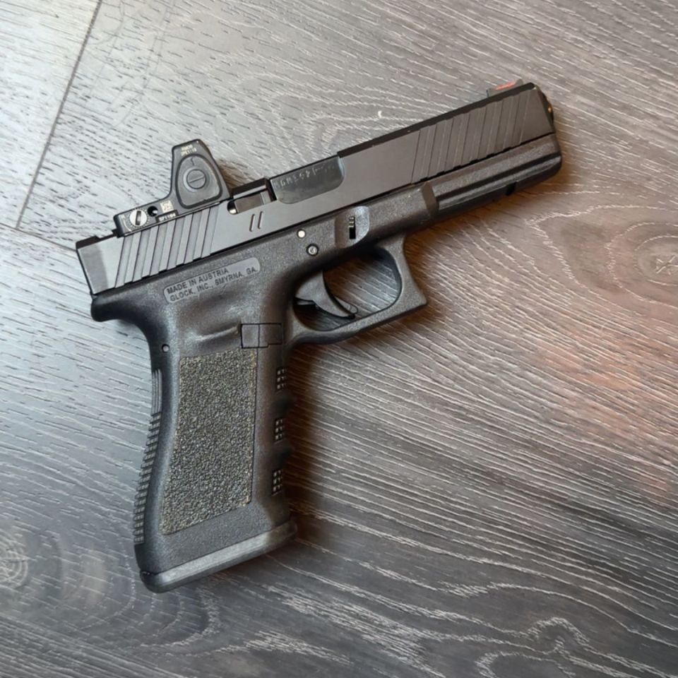 Post 1 - Glock 17 gen3 Zev slide RMR