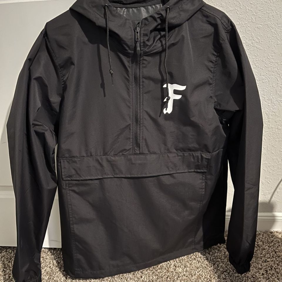 Post 1 - FOG Wind Breaker Medium