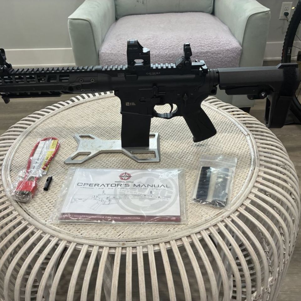 Post 1 - LWRC IC A5 300BO 10.5” LNIB