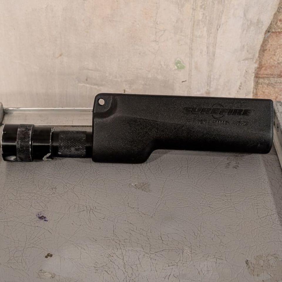 Post 1 - HK MP5 / AP5 Surefire Handguard 628