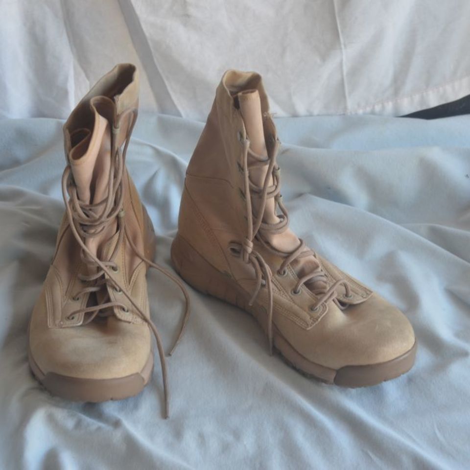Post 1 - Nike Combat Boots Size 12