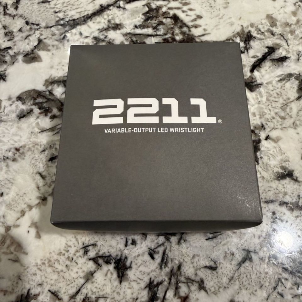 Post 2 - Surefire 2211 Wrist light NIB