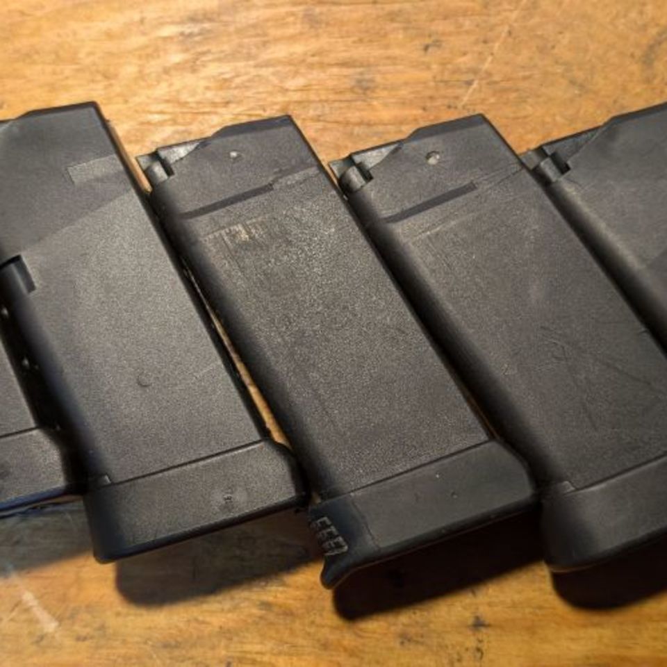 Post 1 - Glock 30 magazines x7