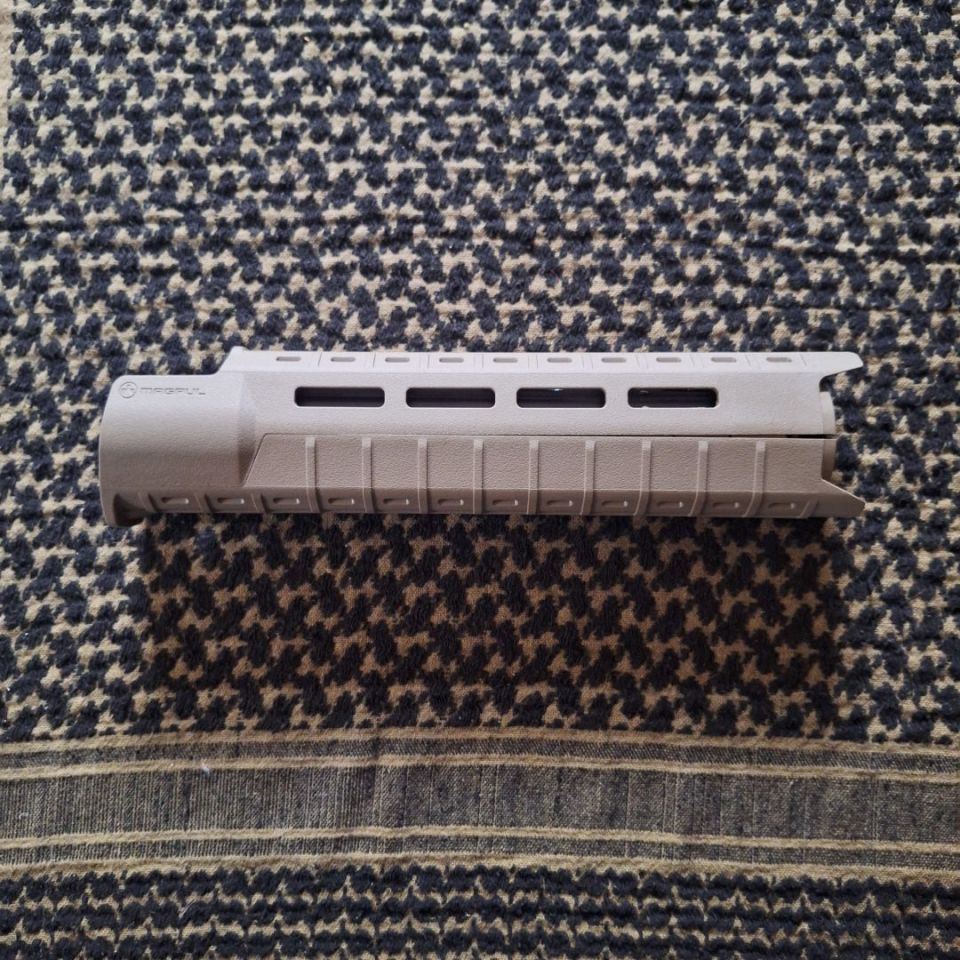Post 5 - Magpul SL Mid length Handguard
