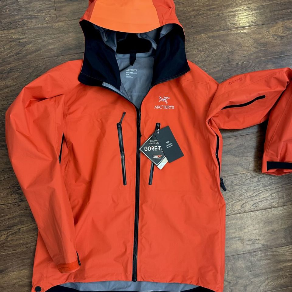 Post 1 - Arc’teryx Alpine Guide Jacket