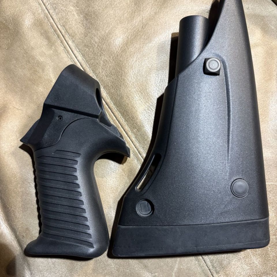Post 2 - Benelli M4 stock & grip