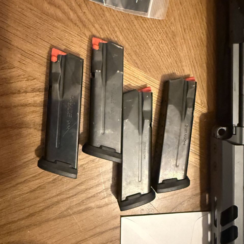 Post 1 - virtus upper and macro mags 