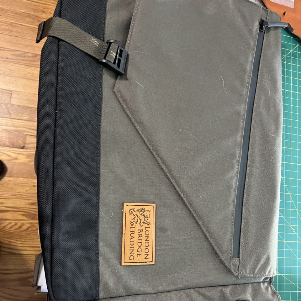 Post 1 - LBT MESSENGER BAG