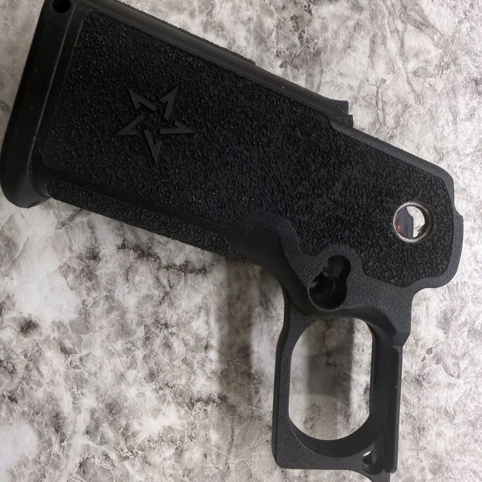 Post 1 - Staccato C24 Full size grip