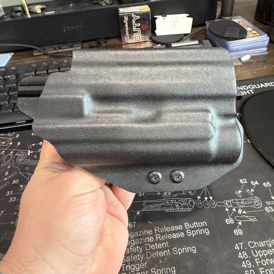 Post 2 - P226 OWB HOLSTER HOLOSUN PID