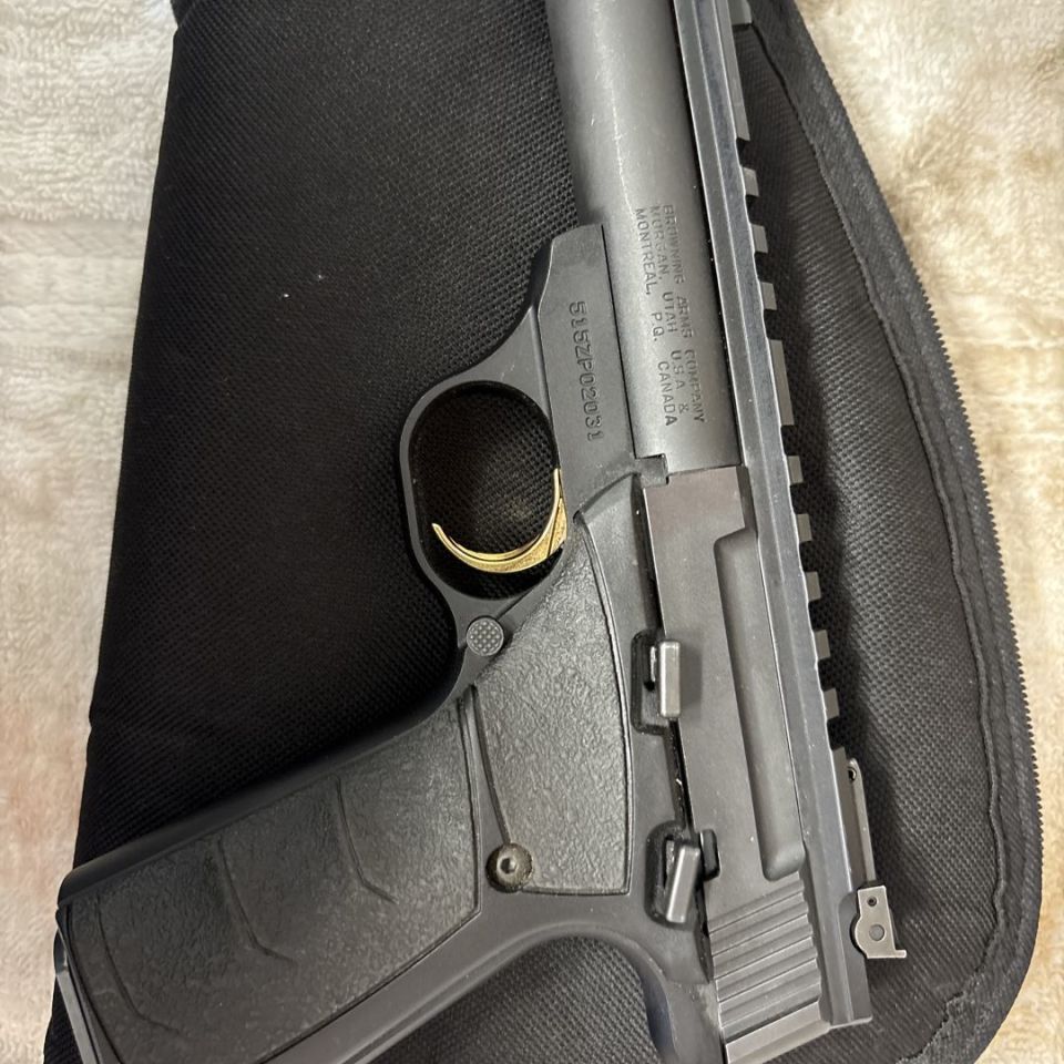 Post 1 - Browning buckmark 22 LR