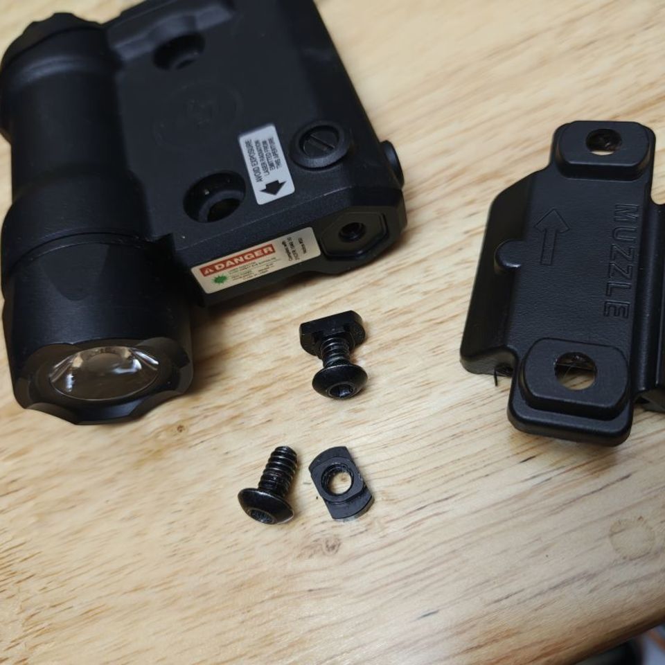 Post 1 - Cmr-301 - vis laser/ light