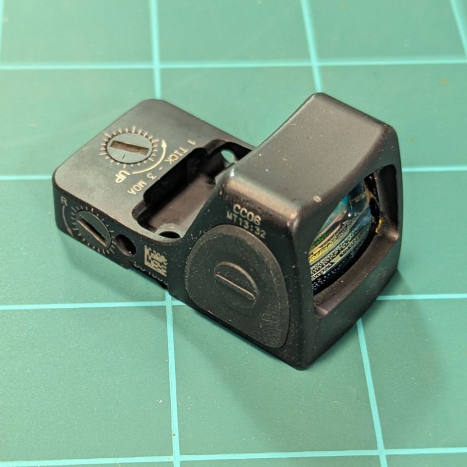 Post 4 - Trijicon RMRcc +MOS Plate