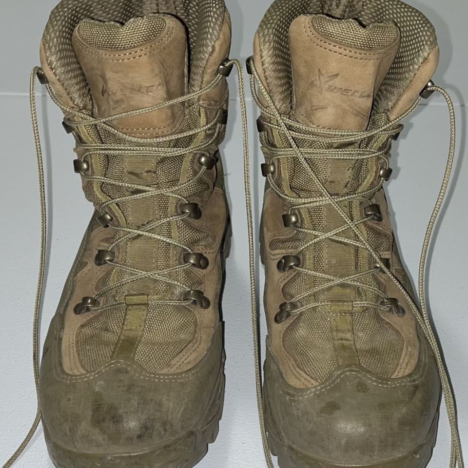 Post 5 - Wellco Combat Boots Size 10 W