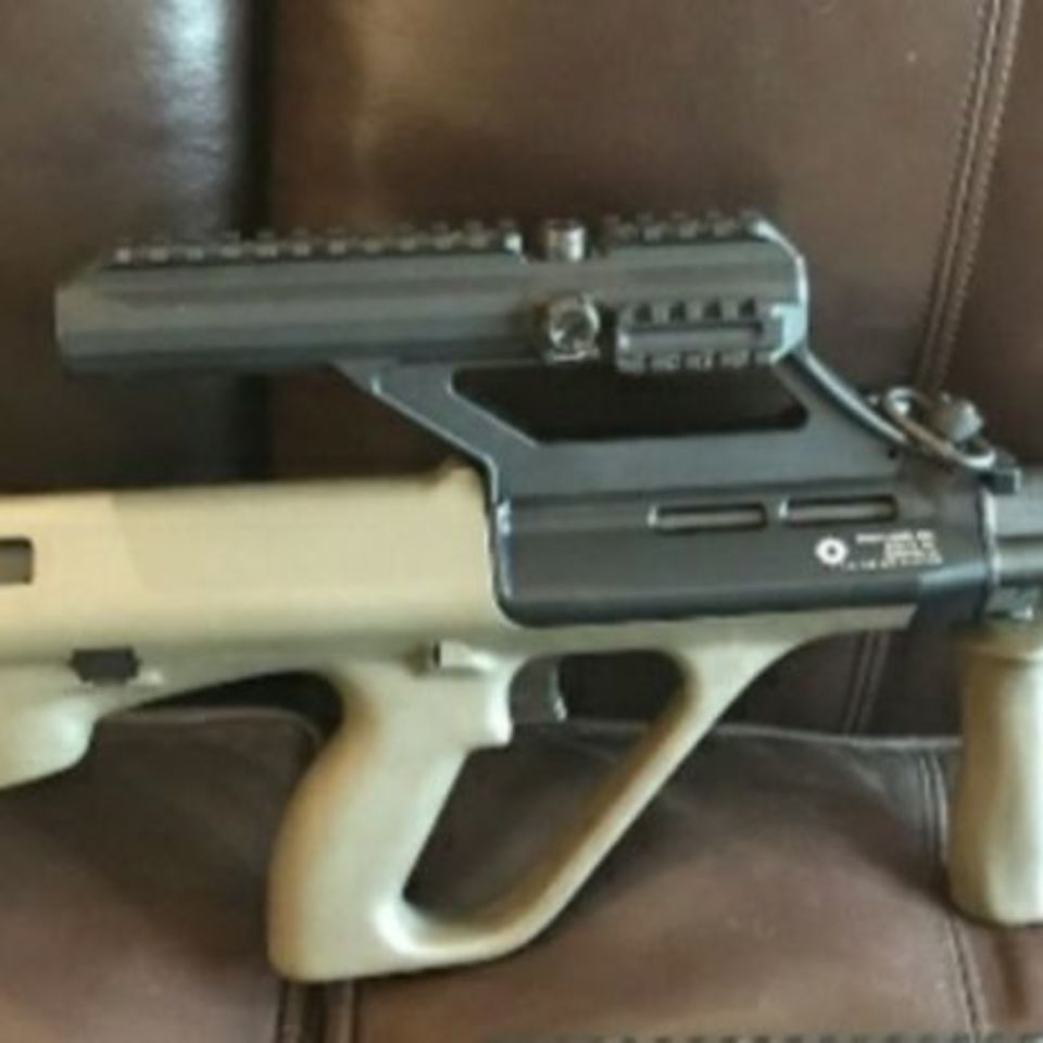Post 4 - STEYR AUG 40TH ANNIVERSARY ED.