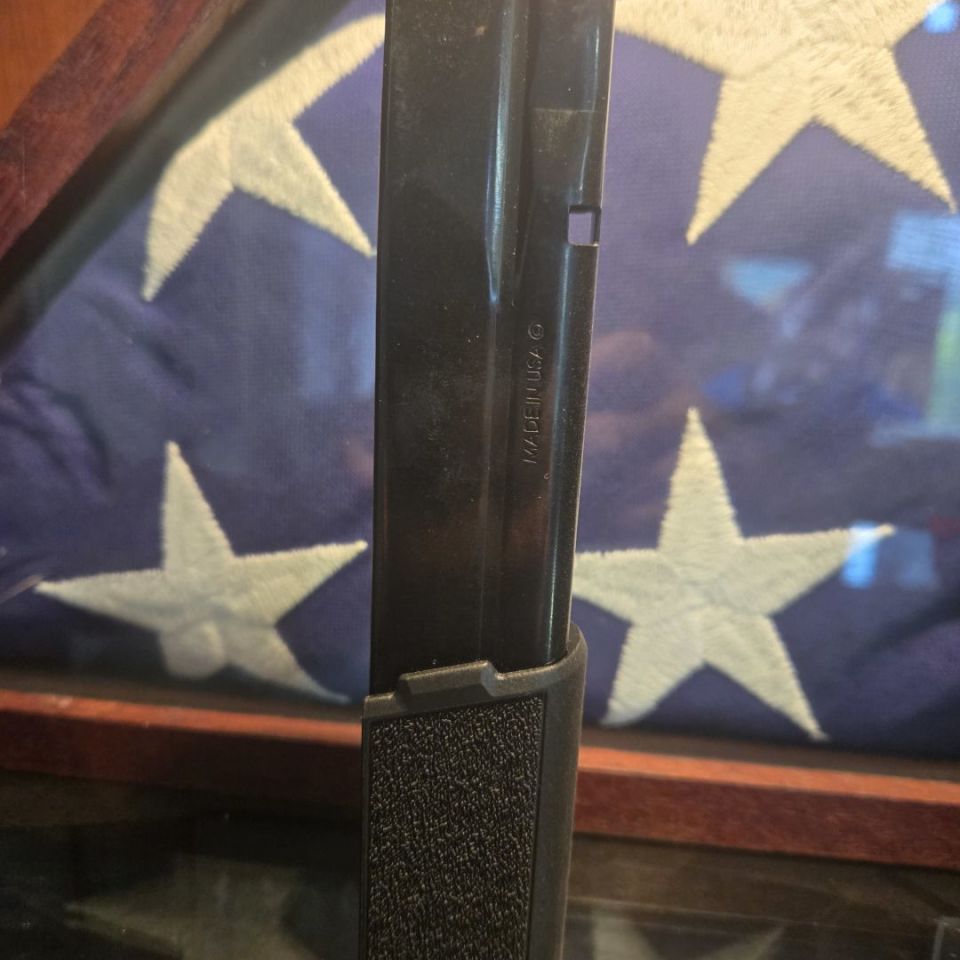 Post 3 - Xmacro 25rd mag