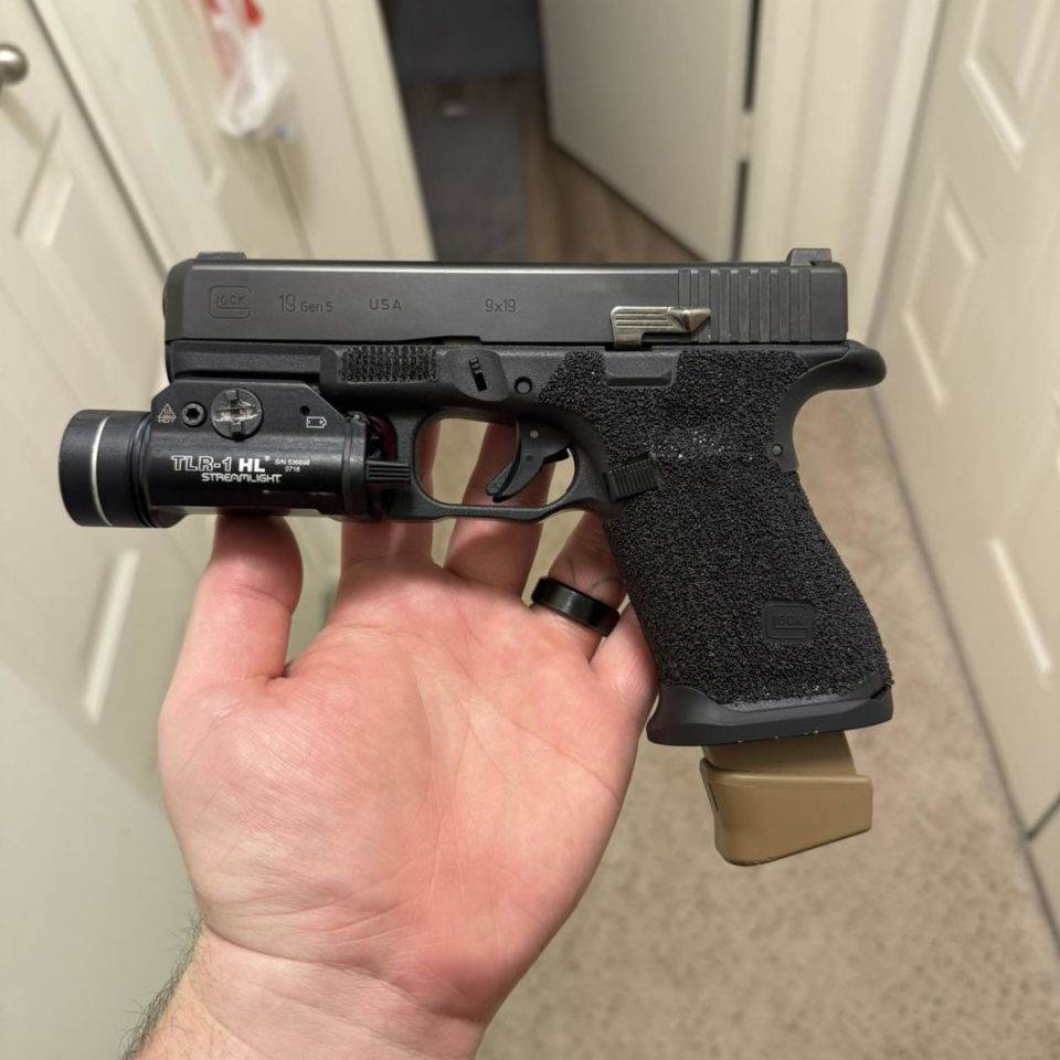 Post 2 - G19 gen 5 with extras
