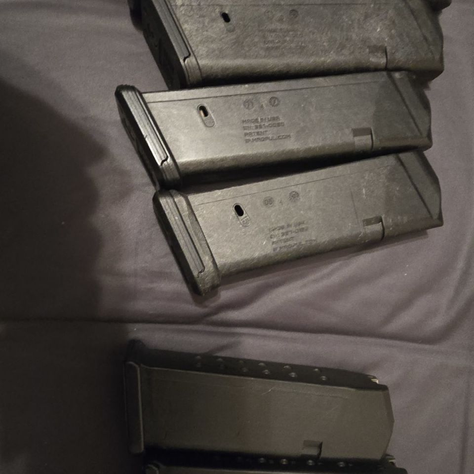 Post 1 - Glock Magazines and oem case 