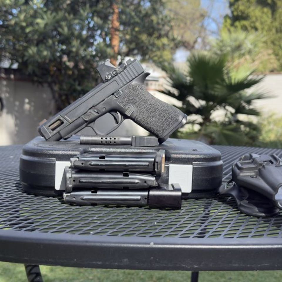 Post 1 - Glock 48 | Black Phoenix Cust.