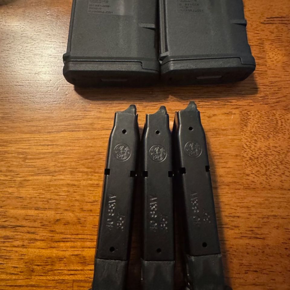 Post 2 - S&W M&P .40 cal Mags 10rd